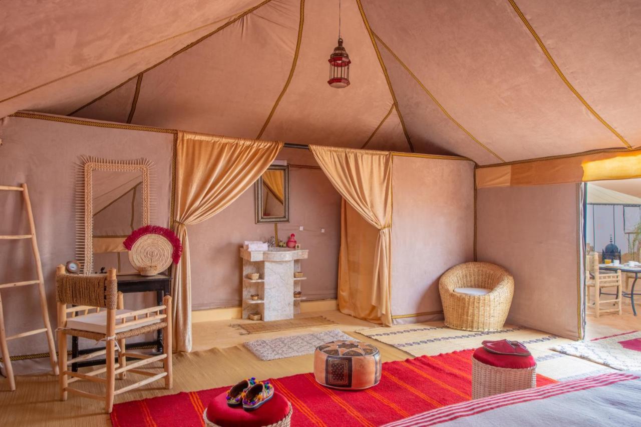 Sanmao Desert Luxury Camp Merzouga Bagian luar foto