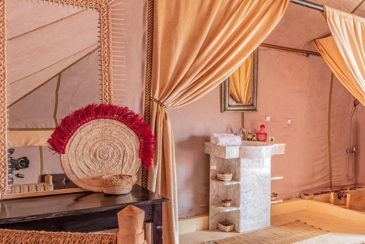 Sanmao Desert Luxury Camp Merzouga Bagian luar foto