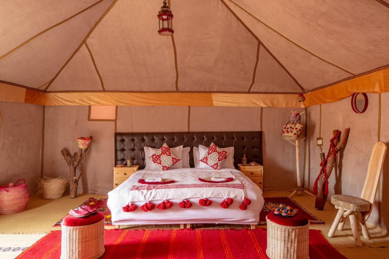 Sanmao Desert Luxury Camp Merzouga Bagian luar foto
