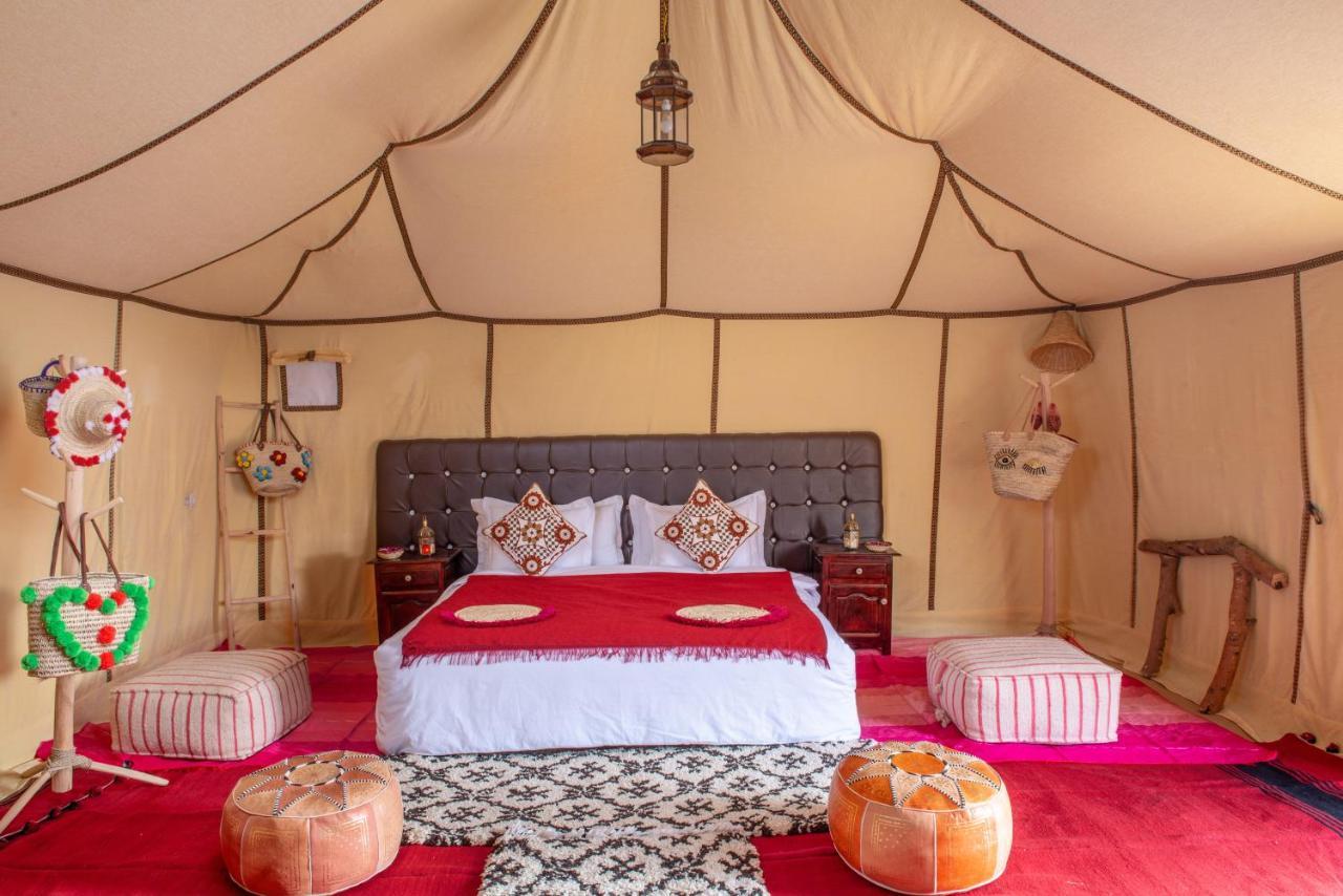 Sanmao Desert Luxury Camp Merzouga Bagian luar foto