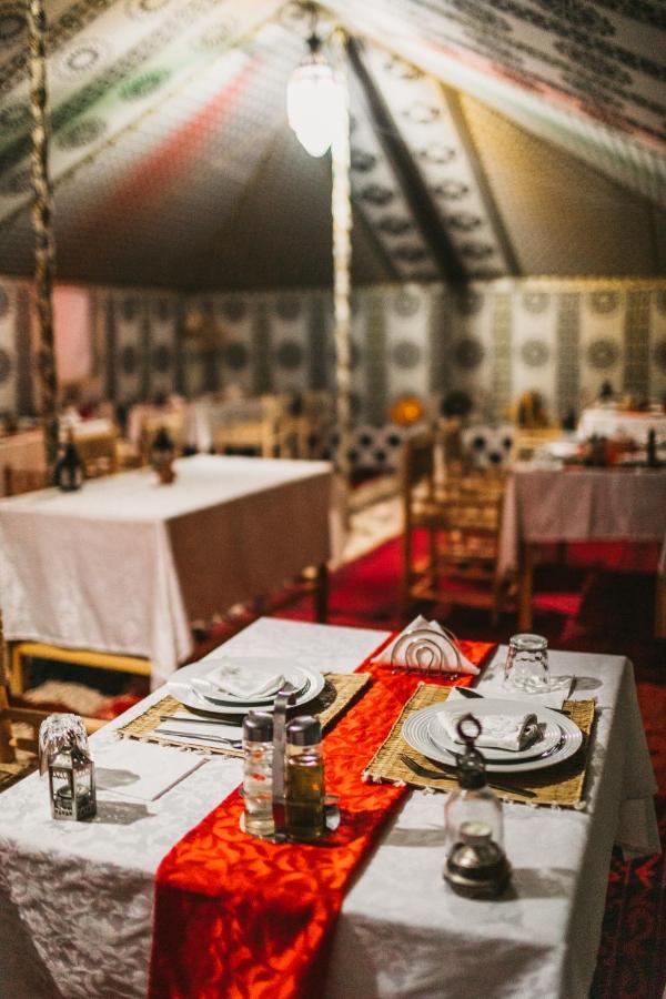 Sanmao Desert Luxury Camp Merzouga Bagian luar foto