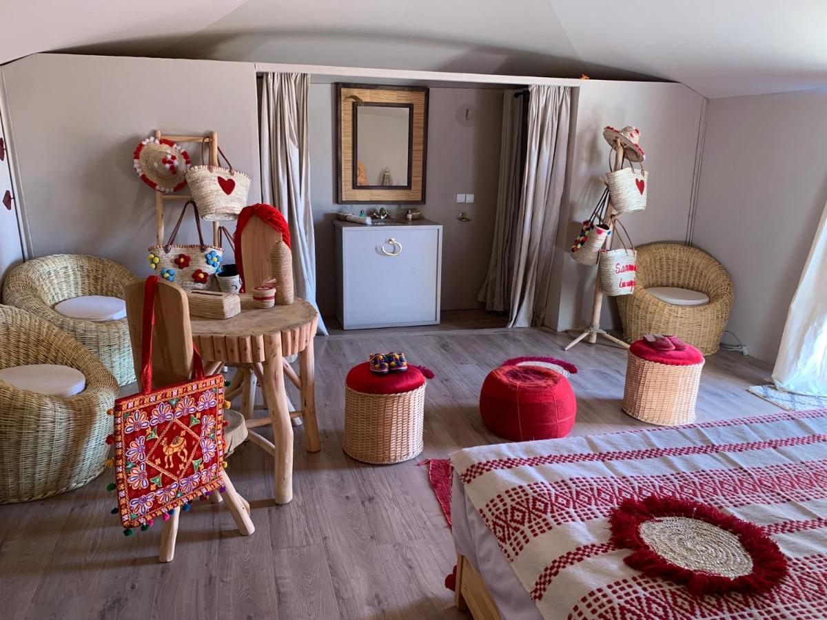Sanmao Desert Luxury Camp Merzouga Bagian luar foto